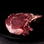 Steak vom Rostbraten mit Knochen